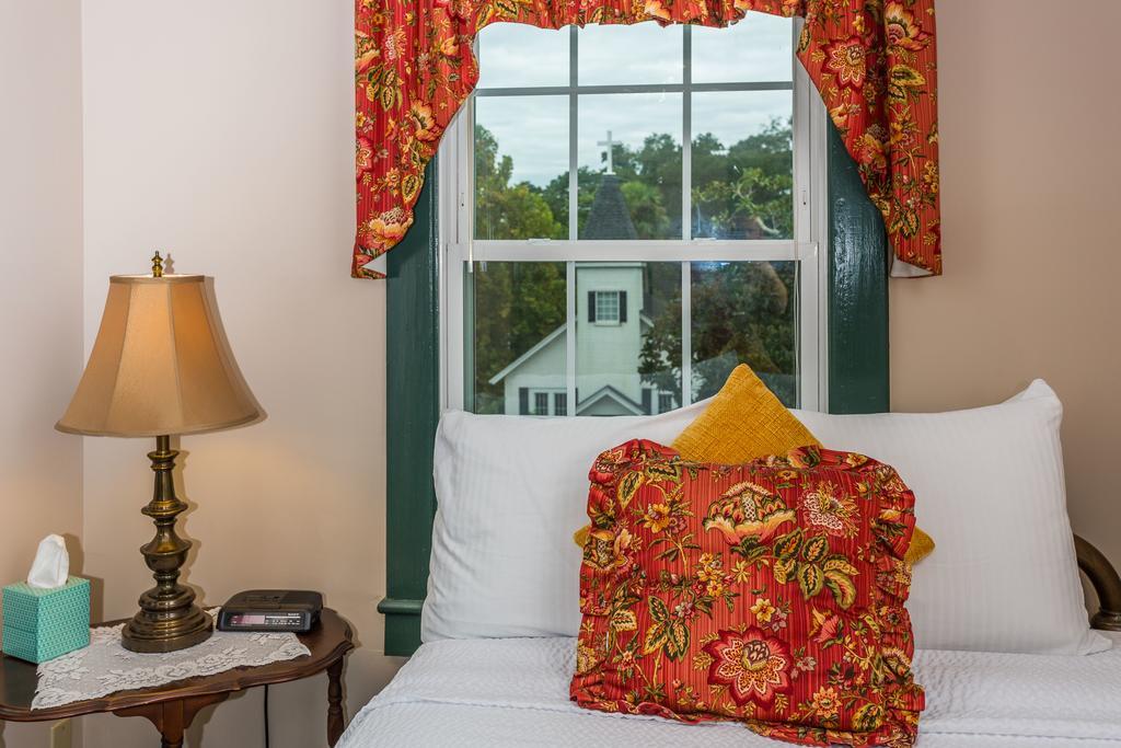 Spencer House Inn Saint Marys Habitación foto