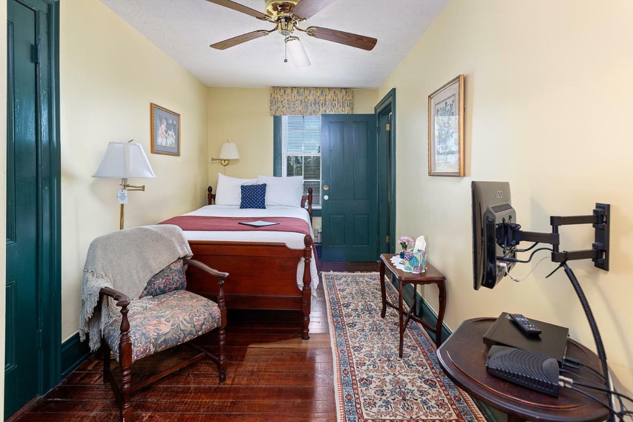 Spencer House Inn Saint Marys Exterior foto